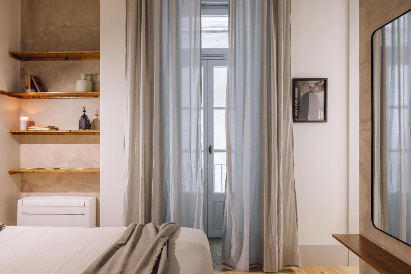 Kamour - 2 Bedrooms And Balcony In Baixa Lisbon
